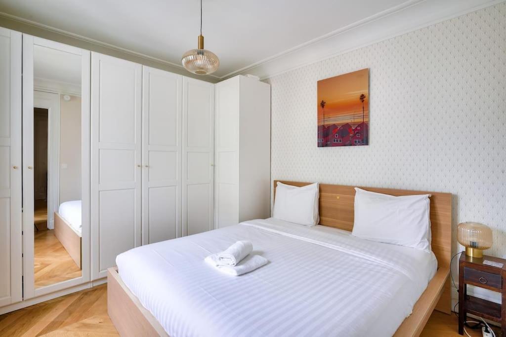 Superbe Appartement A 2 Min A Pied De La Station De Metro Paris Dış mekan fotoğraf